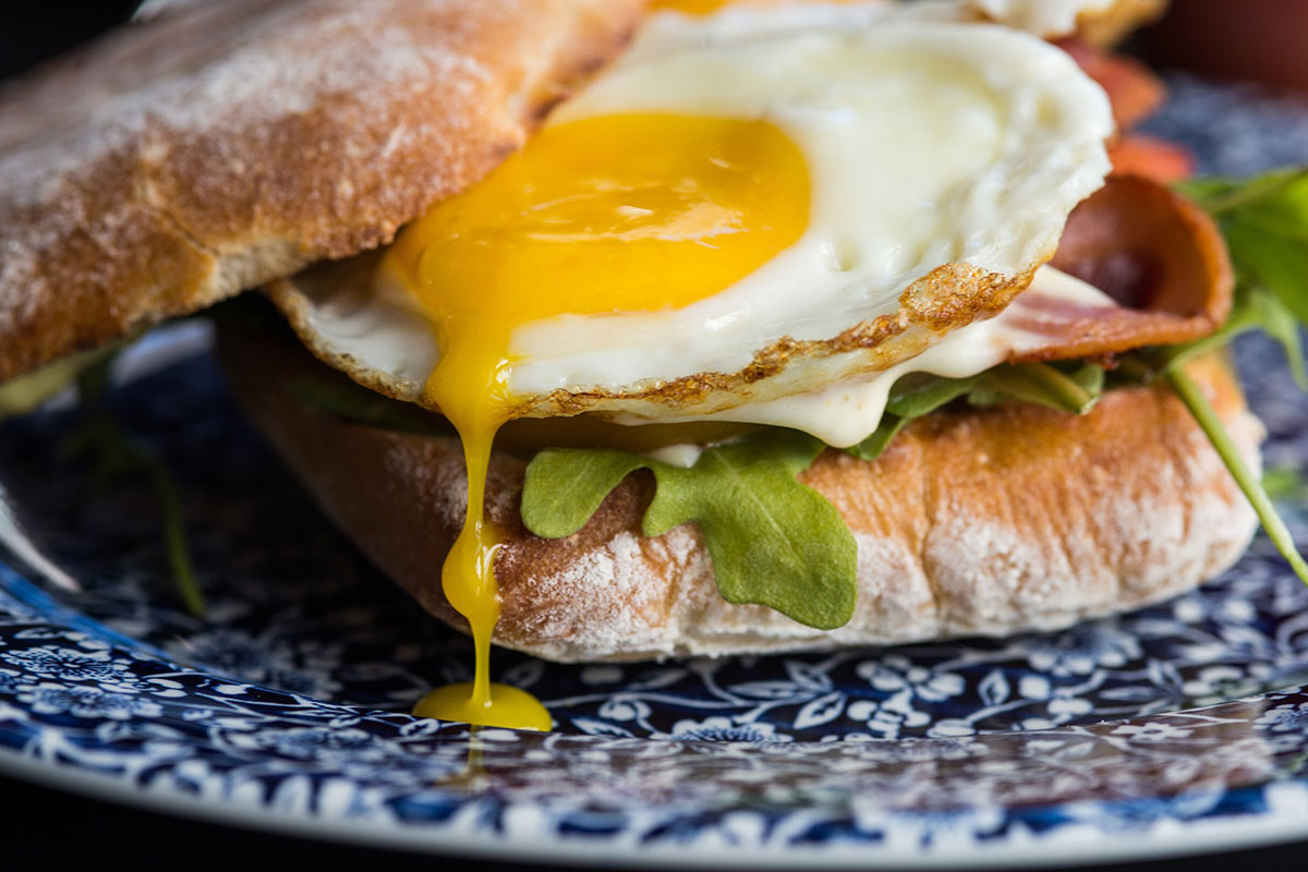 Breakfast & Brunch